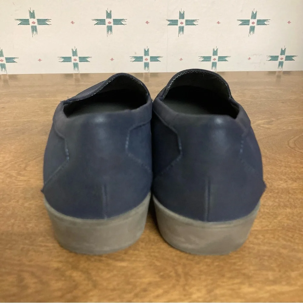 A2 by Aerosoles Clever Navy Blue Slip-ons 7.5